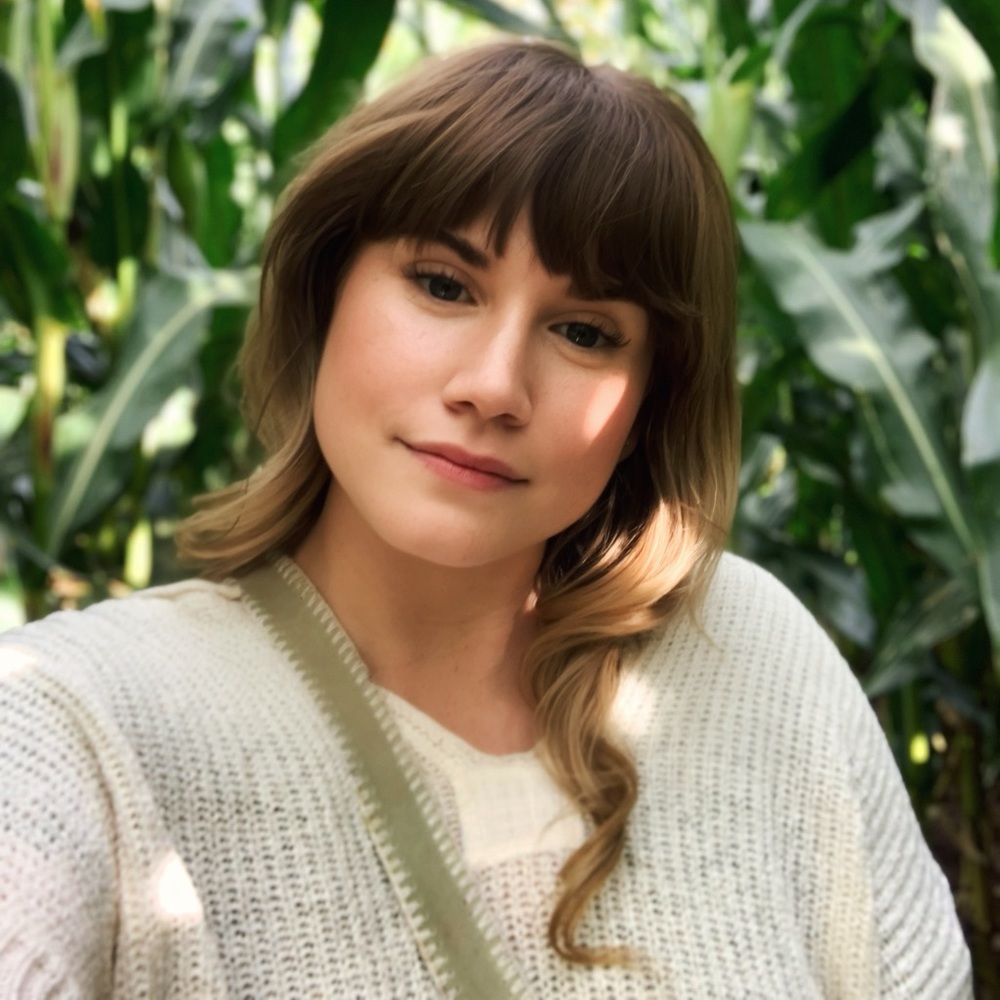 Meet your Posher, Catie. I’m new to selling, so loads of more listings to come.